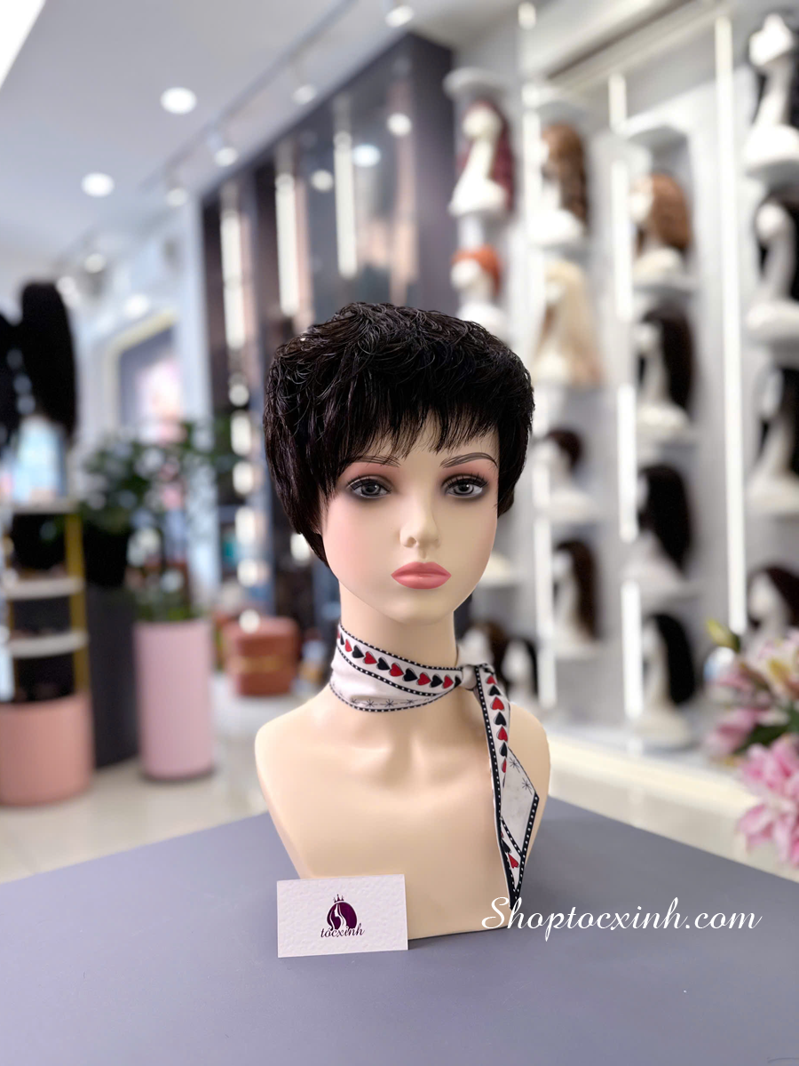 Kiểu tóc tém mái thưa