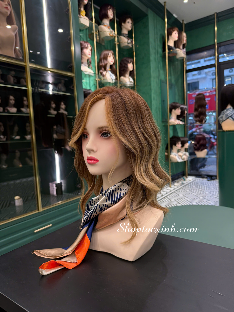 TÓC LAYER UỐN XOĂN NHUỘM LÀM BẰNG TÓC THẬT